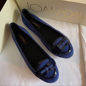 Joan & David “Daeditha” suede & patent leather flats. Leather upper, rubber sole